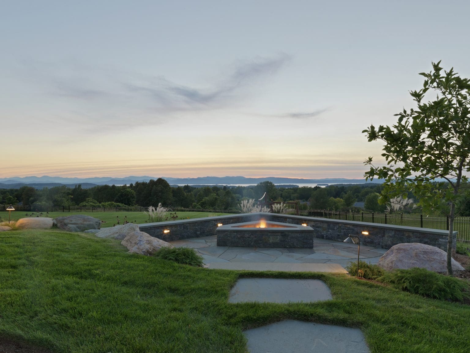 Landscape Design Trends For 2024 The Edge From The National   Hardscape 1536x1152 