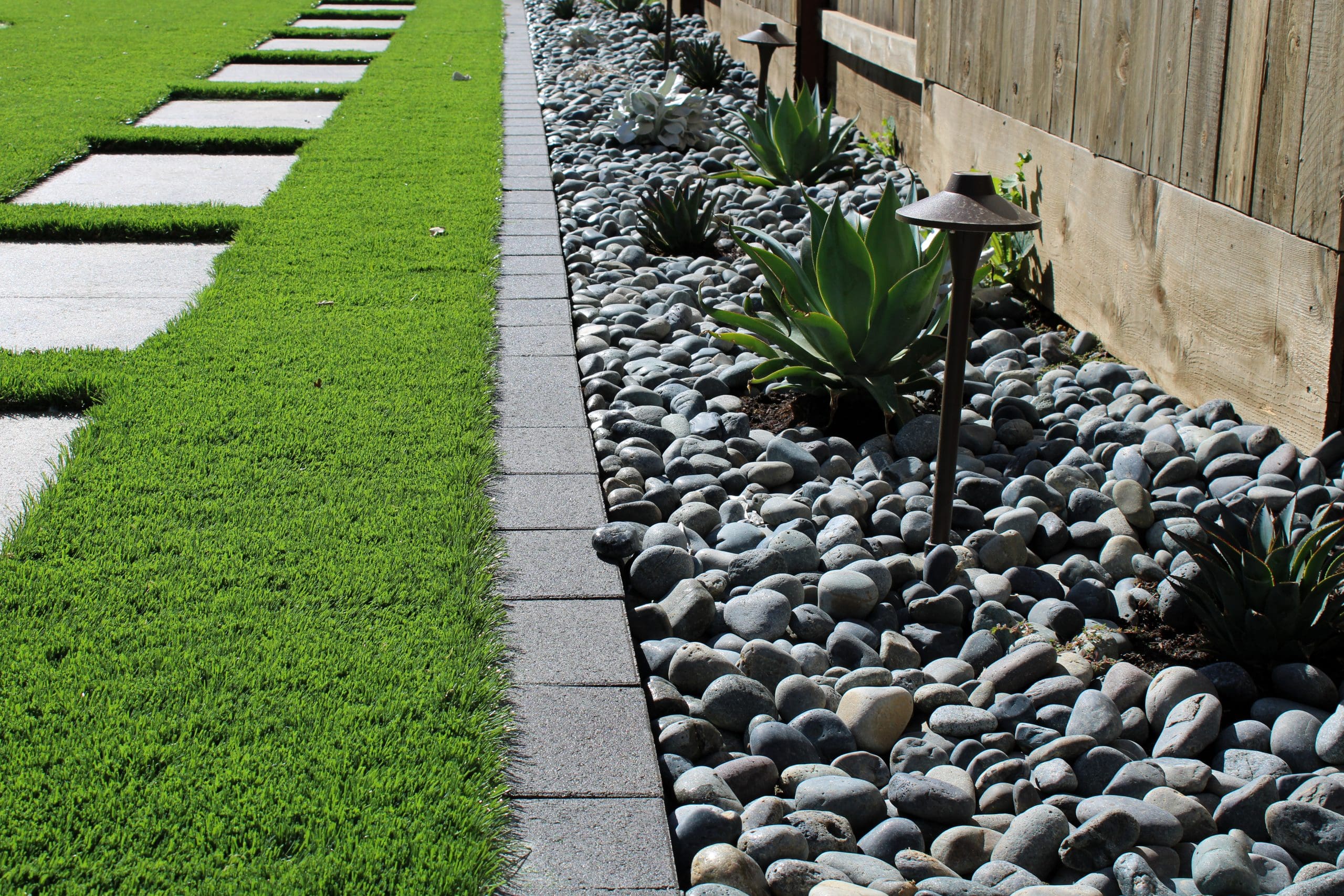 4 Reasons Landscaping with River Rocks is Eco-Friendly